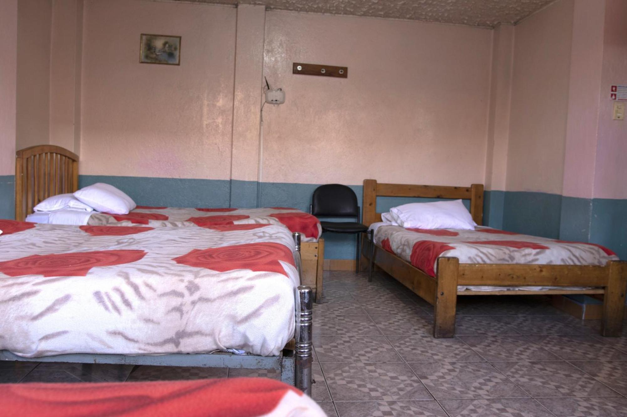 Hostal Carlos Luis Quito Kültér fotó