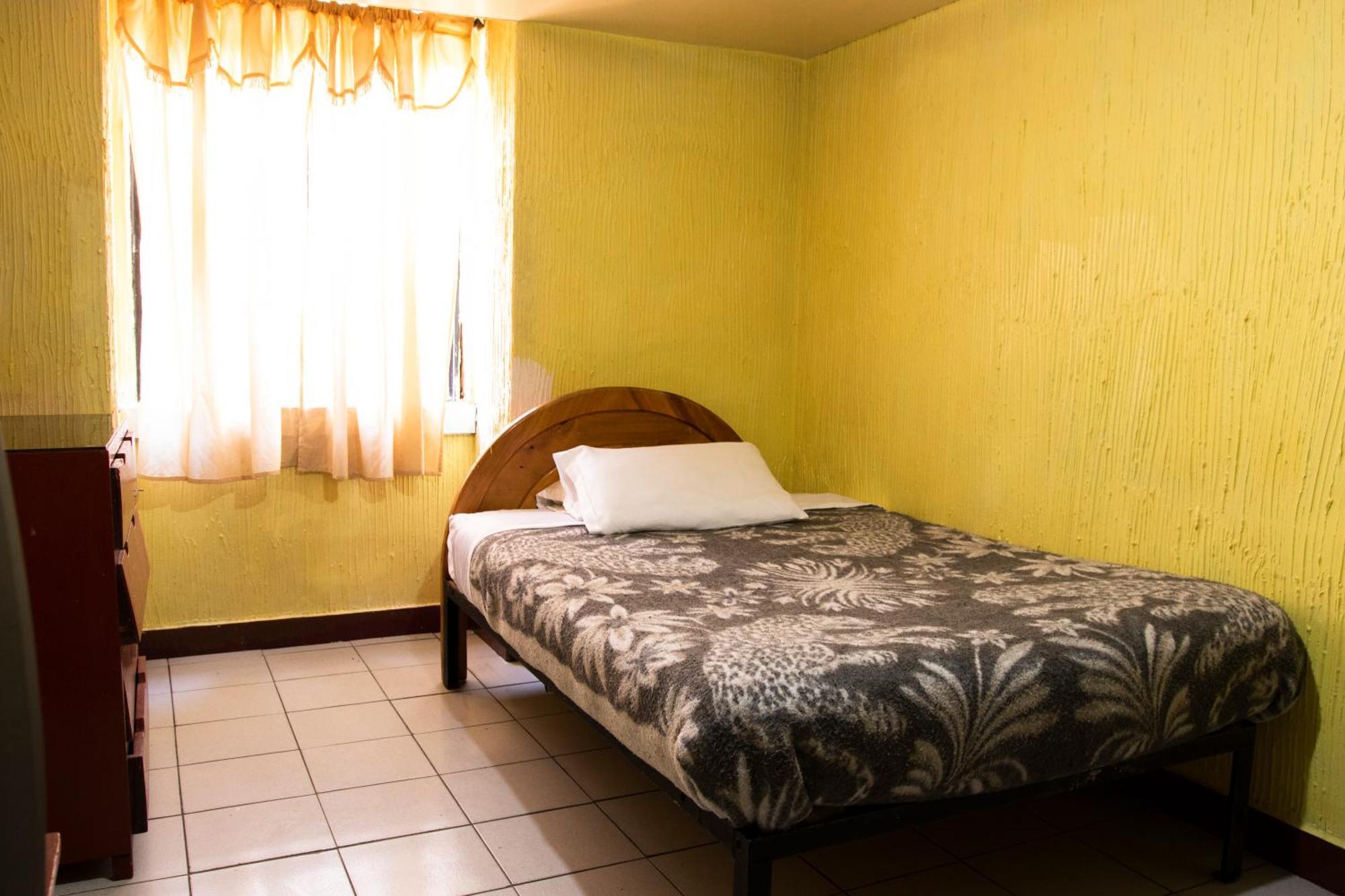 Hostal Carlos Luis Quito Kültér fotó