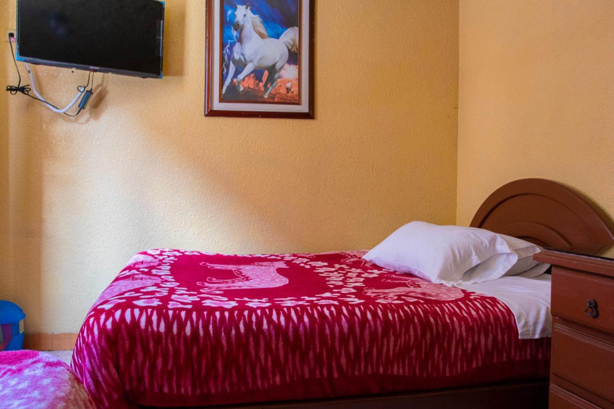 Hostal Carlos Luis Quito Kültér fotó